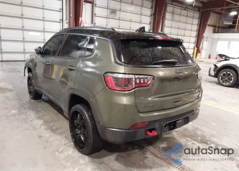 2018 Jeep Compass Trailhawk 4X4 из США, поврежденный, VIN 3C4NJDDBXJT134363